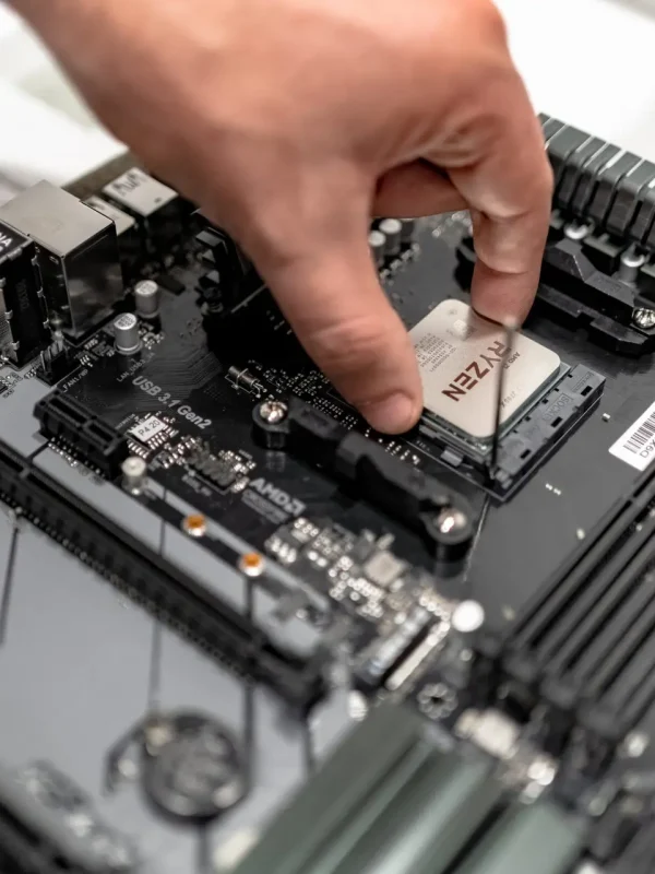 laptop repair in sheikh Zayed Road Dubai